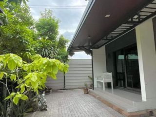 Casa en venta de 4 habitaciones en Sai Mai, Bangkok
