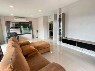 Casa en venta de 4 habitaciones en Sai Mai, Bangkok