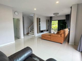Casa en venta de 4 habitaciones en Sai Mai, Bangkok
