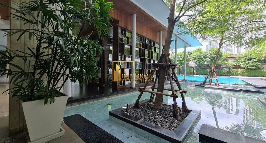 For rent 3 bedrooms condo in Khlong Toei, Bangkok