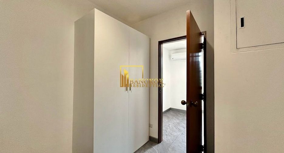 For rent 2 bedrooms apartment in Watthana, Bangkok