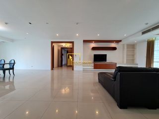 Apartamento en alquiler de 4 habitaciones en Watthana, Bangkok