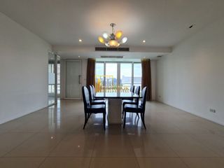 Apartamento en alquiler de 4 habitaciones en Watthana, Bangkok