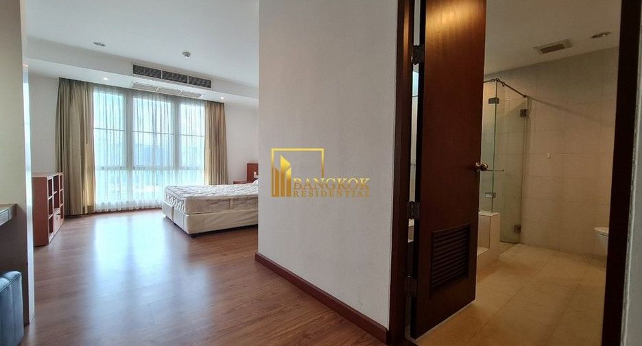 Apartamento en alquiler de 4 habitaciones en Watthana, Bangkok