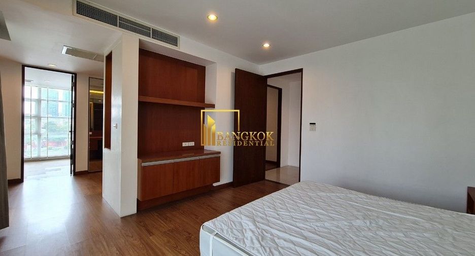 Apartamento en alquiler de 4 habitaciones en Watthana, Bangkok