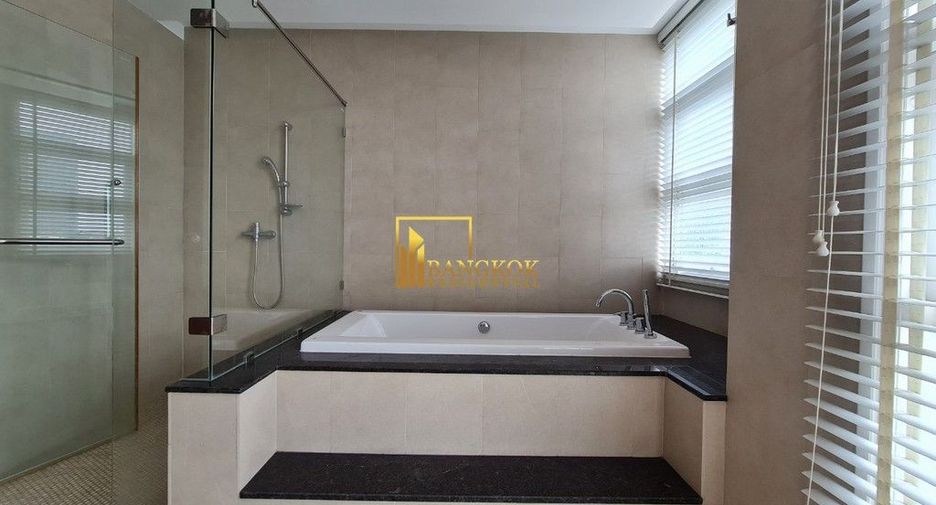 Apartamento en alquiler de 4 habitaciones en Watthana, Bangkok