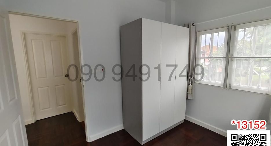 For rent 3 bedrooms house in Mueang Nonthaburi, Nonthaburi