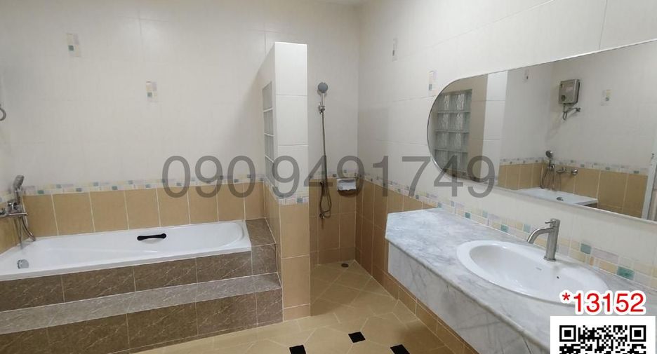 For rent 3 bedrooms house in Mueang Nonthaburi, Nonthaburi