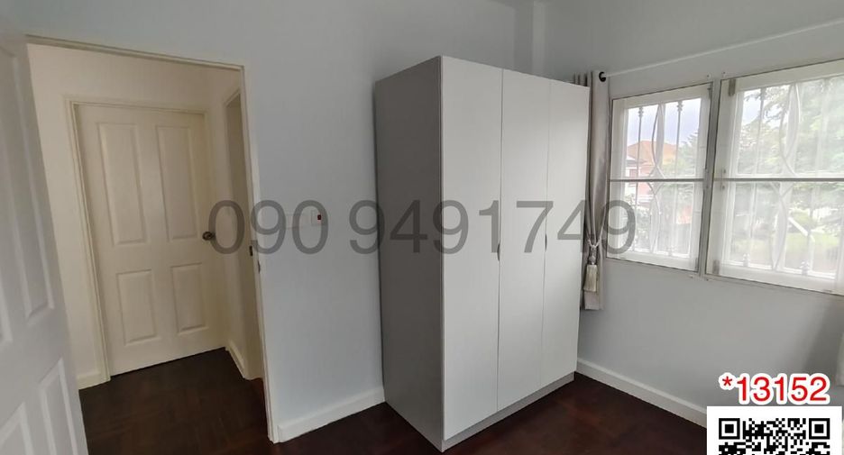 For rent 3 bedrooms house in Mueang Nonthaburi, Nonthaburi