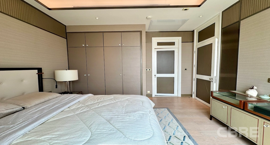 For sale 2 ベッドルーム condo in Khlong San, Bangkok