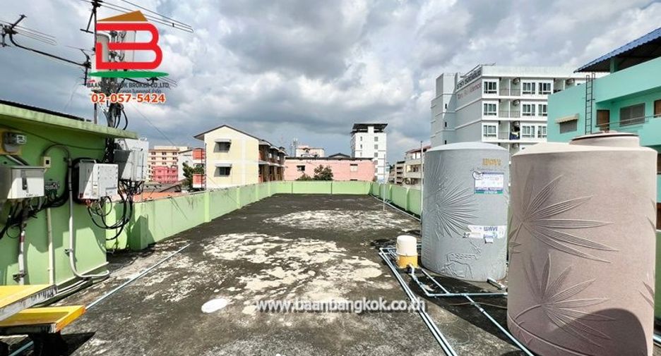 For sale 18 ベッドルーム apartment in Thanyaburi, Pathum Thani
