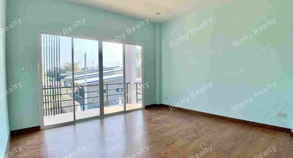 For rent and for sale 4 bedrooms house in Hang Dong, Chiang Mai