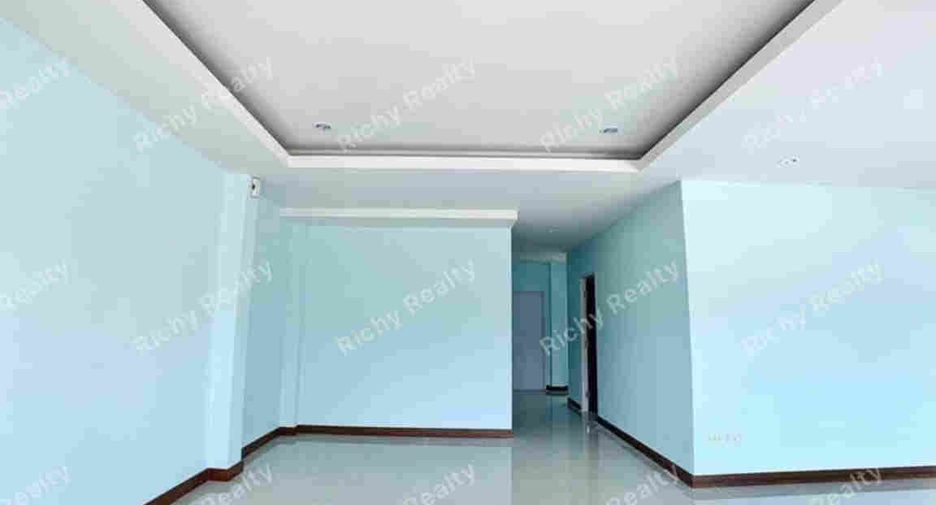 For rent and for sale 4 bedrooms house in Hang Dong, Chiang Mai