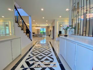 For sale 4 Beds house in Thawi Watthana, Bangkok