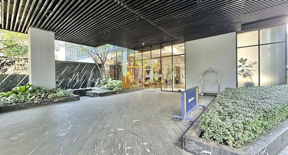 Apartamento con servicios en alquiler de 1 habitaciones en Khlong Toei, Bangkok