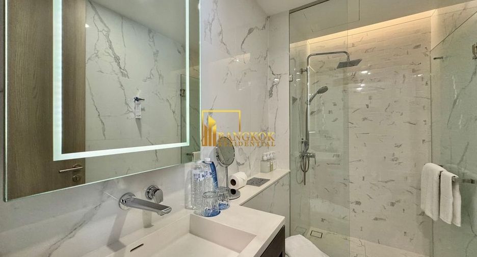 Apartamento con servicios en alquiler de 2 habitaciones en Khlong Toei, Bangkok