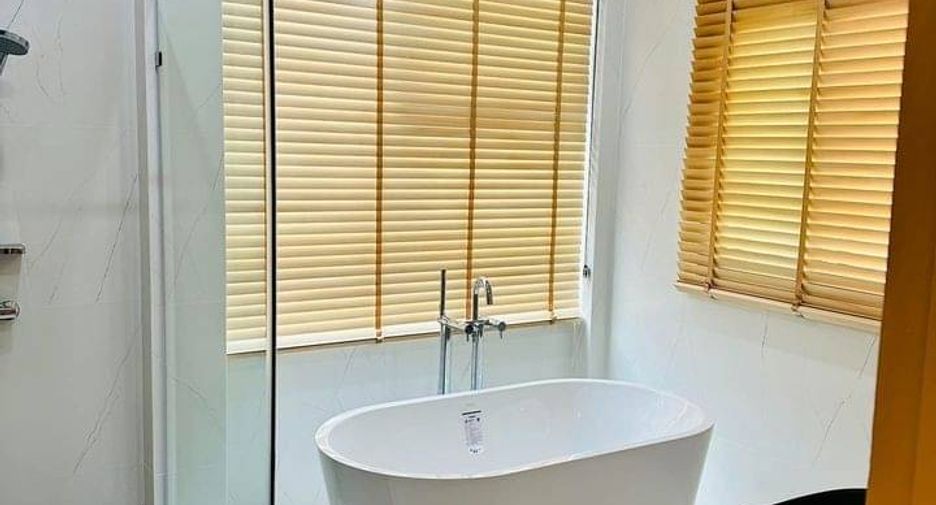 For rent 4 bedrooms house in Hang Dong, Chiang Mai