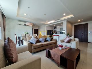 For rent 3 bedrooms serviced apartment in Watthana, Bangkok