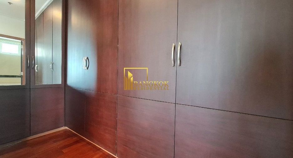 ให้เช่า 3 ห้องนอน เซอร์วิสอพาร์ตเมนต์ ใน วัฒนา, กรุงเทพฯ