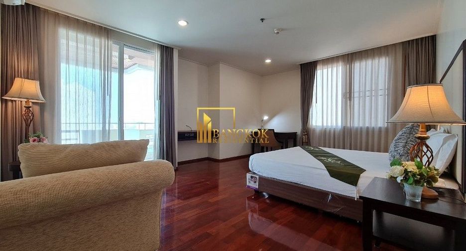 ให้เช่า 3 ห้องนอน เซอร์วิสอพาร์ตเมนต์ ใน วัฒนา, กรุงเทพฯ