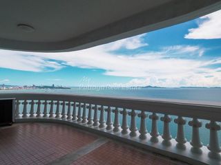 For rent 4 bed condo in Bang Lamung, Chonburi