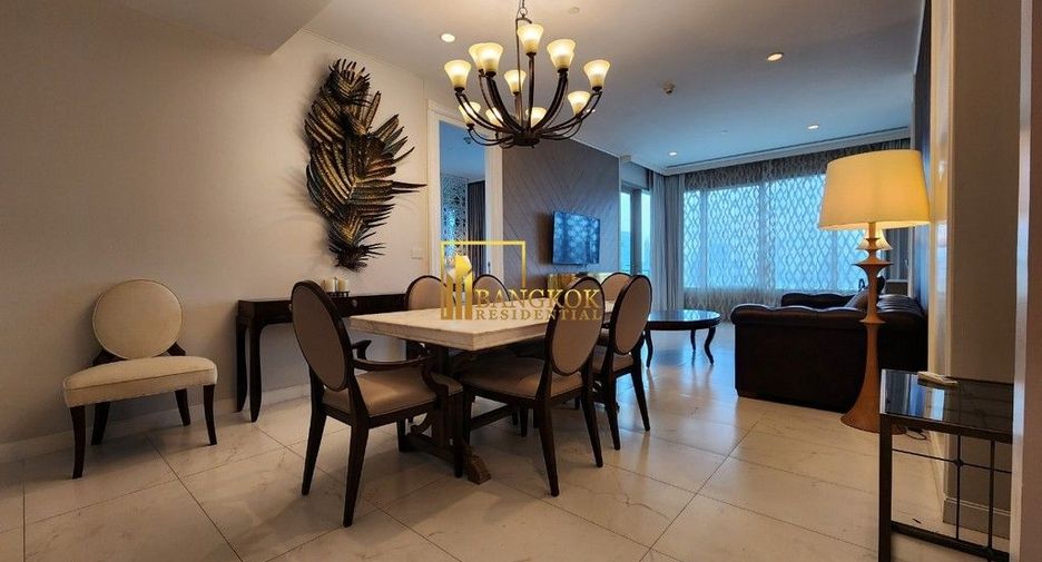 For rent 2 bedrooms condo in Pathum Wan, Bangkok