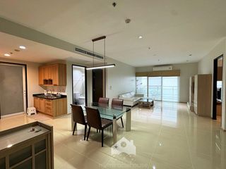 For rent 2 bed condo in Khlong Toei, Bangkok