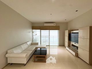 For rent 2 bed condo in Khlong Toei, Bangkok