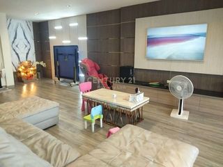 Casa adosada en venta de 5 habitaciones en Bang Kho Laem, Bangkok