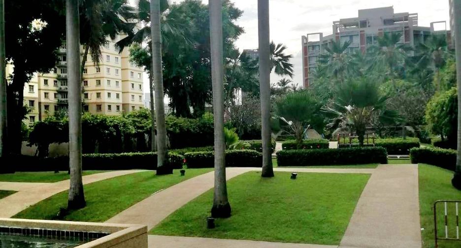 For rent and for sale 2 bedrooms condo in Yan Nawa, Bangkok