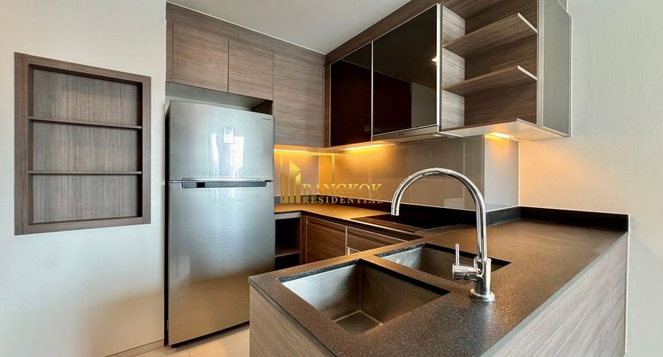 For rent 2 bedrooms condo in Khlong Toei, Bangkok