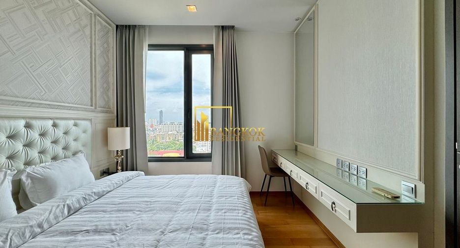 For rent 2 bedrooms condo in Khlong Toei, Bangkok