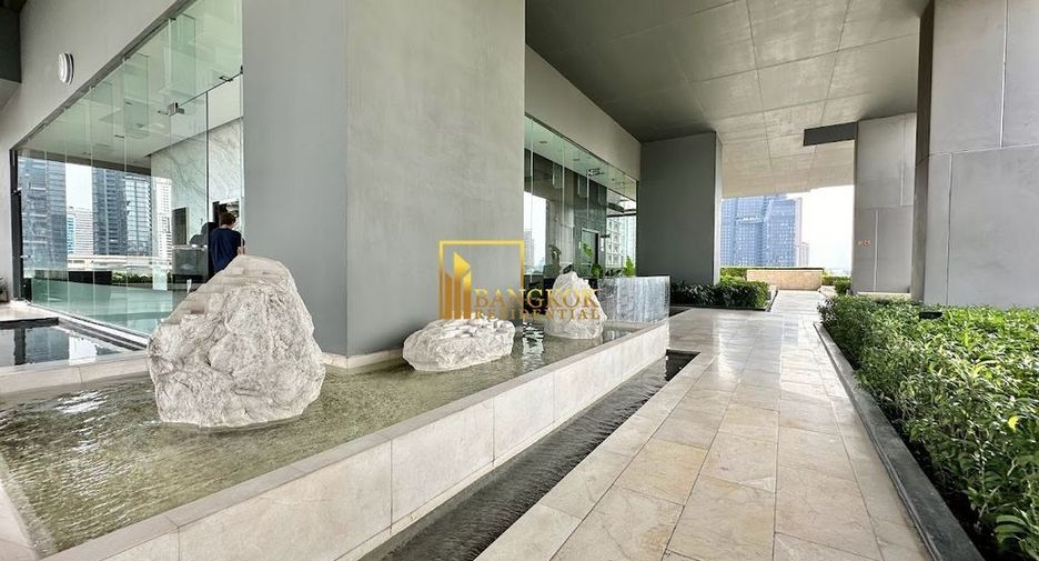For rent 2 bedrooms condo in Khlong Toei, Bangkok