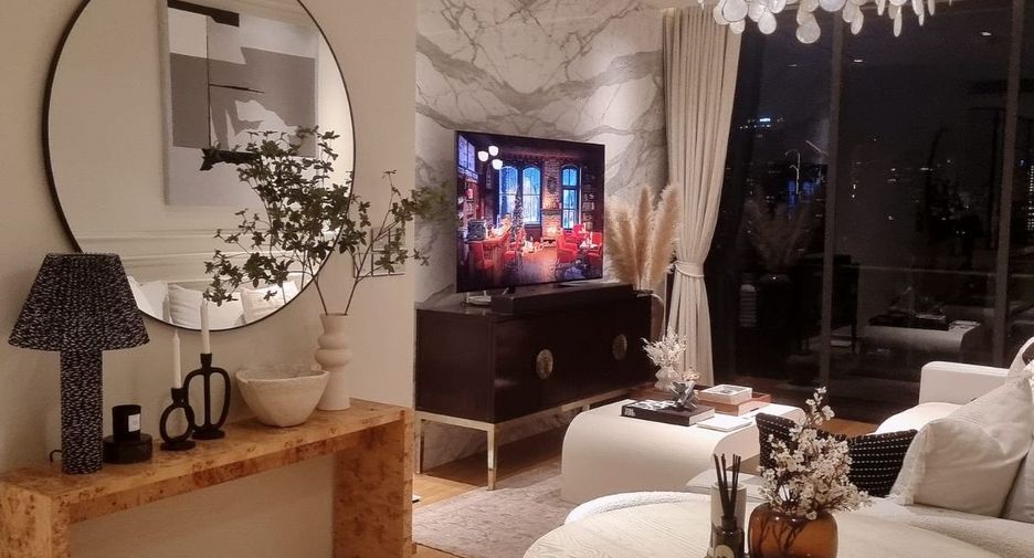 Condo en alquiler y en venta de 2 habitaciones en Khlong Toei, Bangkok