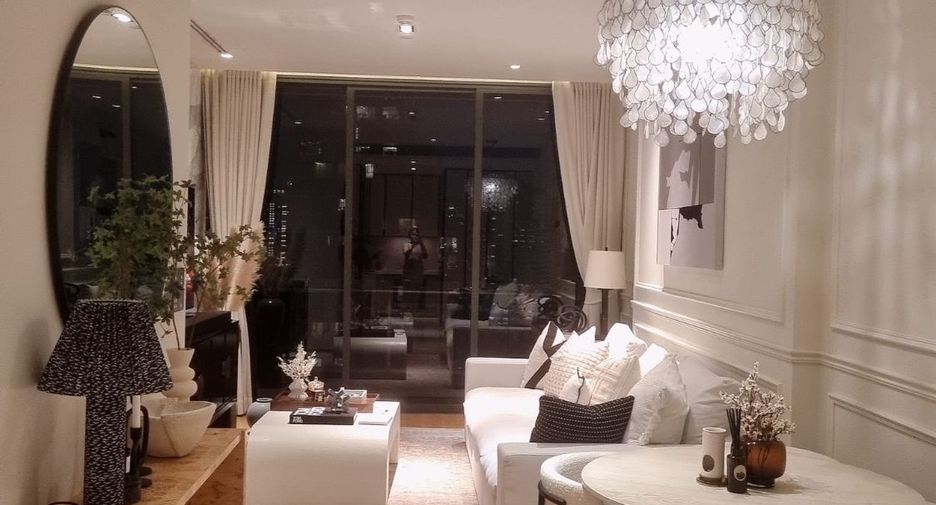 Condo en alquiler y en venta de 2 habitaciones en Khlong Toei, Bangkok
