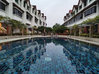 Reihenhaus zur Miete mit 4 Zimmer in Watthana, Bangkok