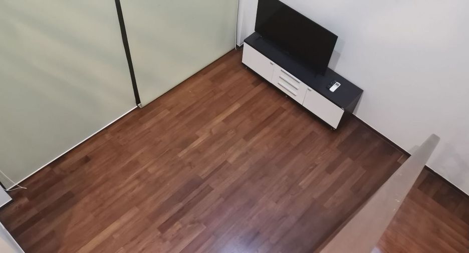 Reihenhaus zur Miete mit 4 Zimmer in Watthana, Bangkok