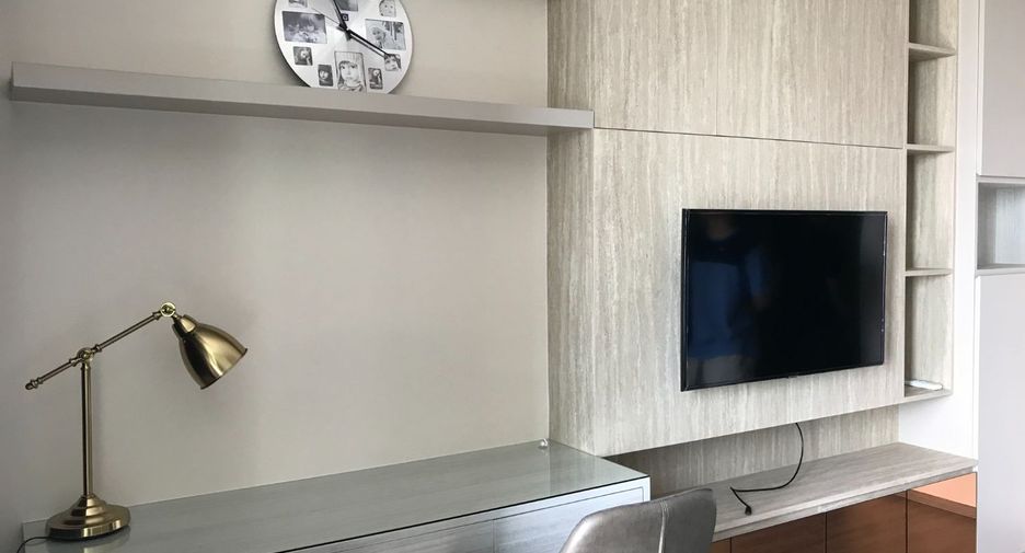 Condo en alquiler y en venta de 1 habitaciones en Watthana, Bangkok