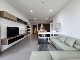 For rent 2 ベッドルーム condo in Pathum Wan, Bangkok