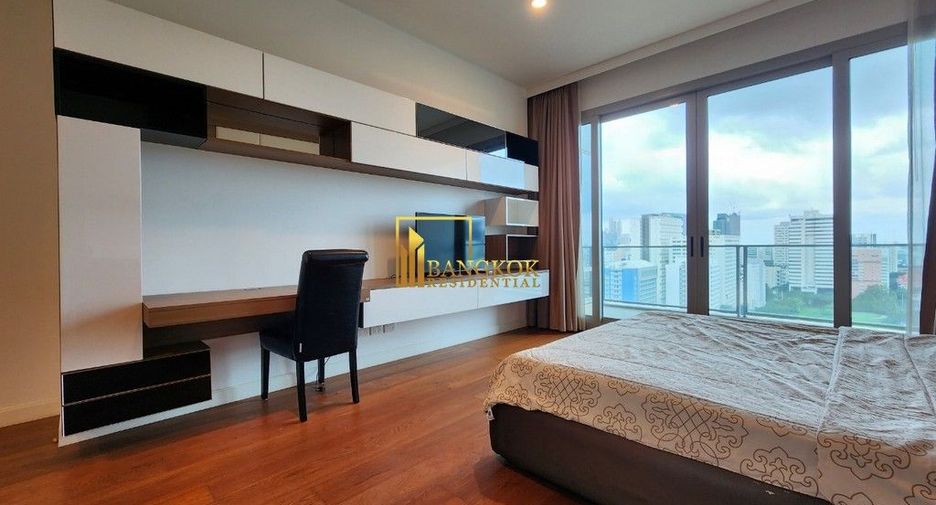 For rent 2 ベッドルーム condo in Pathum Wan, Bangkok