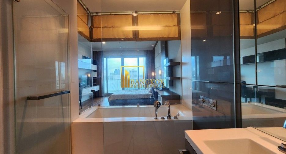 For rent 2 ベッドルーム condo in Pathum Wan, Bangkok