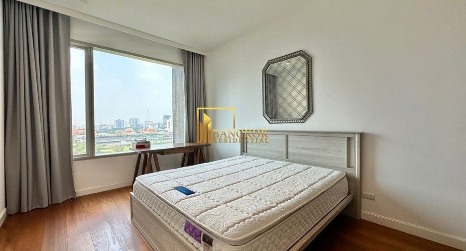 For rent 2 bedrooms condo in Pathum Wan, Bangkok