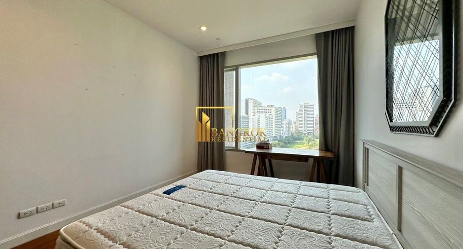 For rent 2 bedrooms condo in Pathum Wan, Bangkok