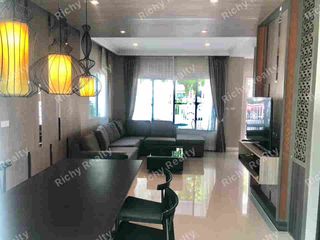 For rent 3 bedrooms townhouse in Mueang Chiang Mai, Chiang Mai