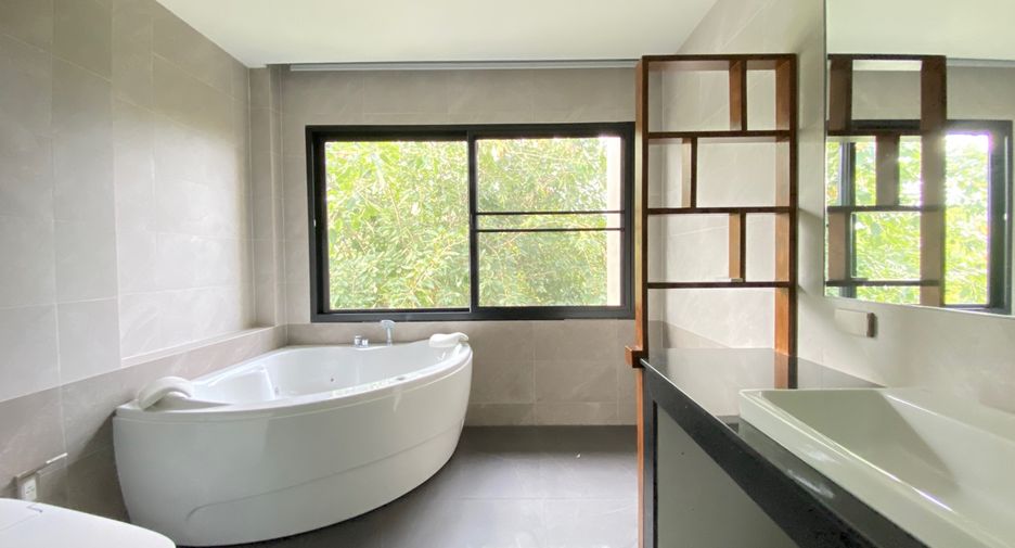 For sale 4 bedrooms house in Mae Rim, Chiang Mai