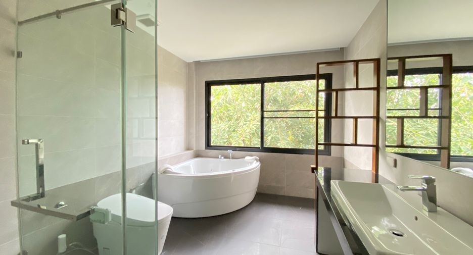 For sale 4 bedrooms house in Mae Rim, Chiang Mai