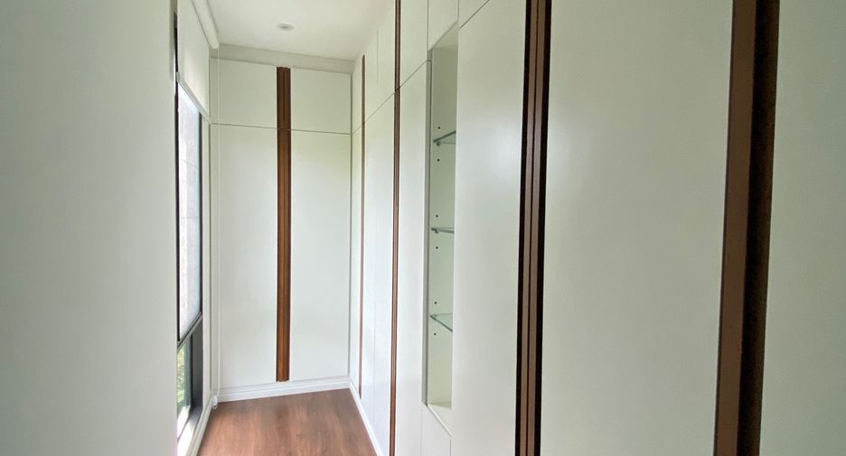 For sale 4 bedrooms house in Mae Rim, Chiang Mai