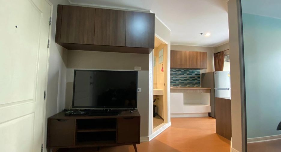 For rent 1 bed condo in Khan Na Yao, Bangkok