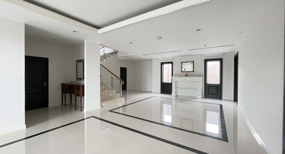 For sale 3 bedrooms house in Prawet, Bangkok