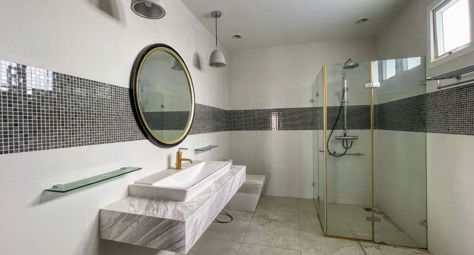 For sale 3 bedrooms house in Prawet, Bangkok